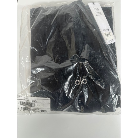 Alo Yoga Sweatpants Black Accolade Straight Leg XS -NWT - Picture 6 of 6